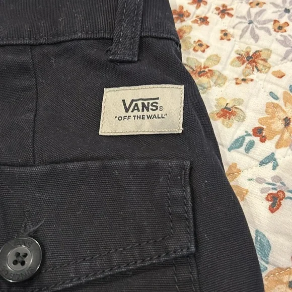 NWOT Vans Off The Wall cargo shorts - Picture 5 of 8